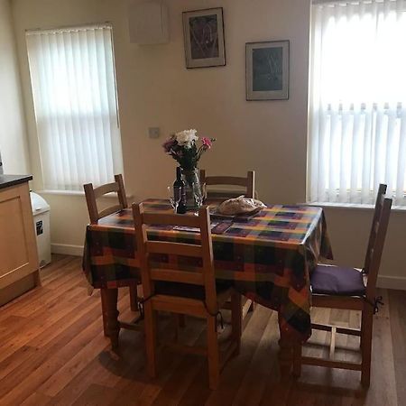 Great Offer 2 Bed Tenby Flat Free Parking Exterior foto